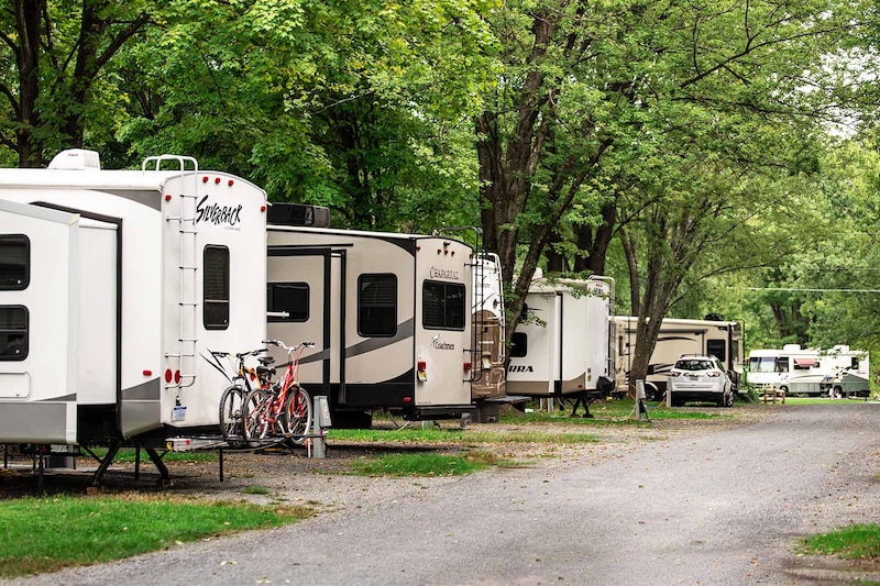 Premium Pull-Thru RV Site-2